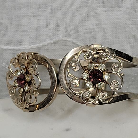 Vintage Garnet Rhinestones Cuff Bracelet Silver Tone Spring Hinged Closure - Picture 2 of 15